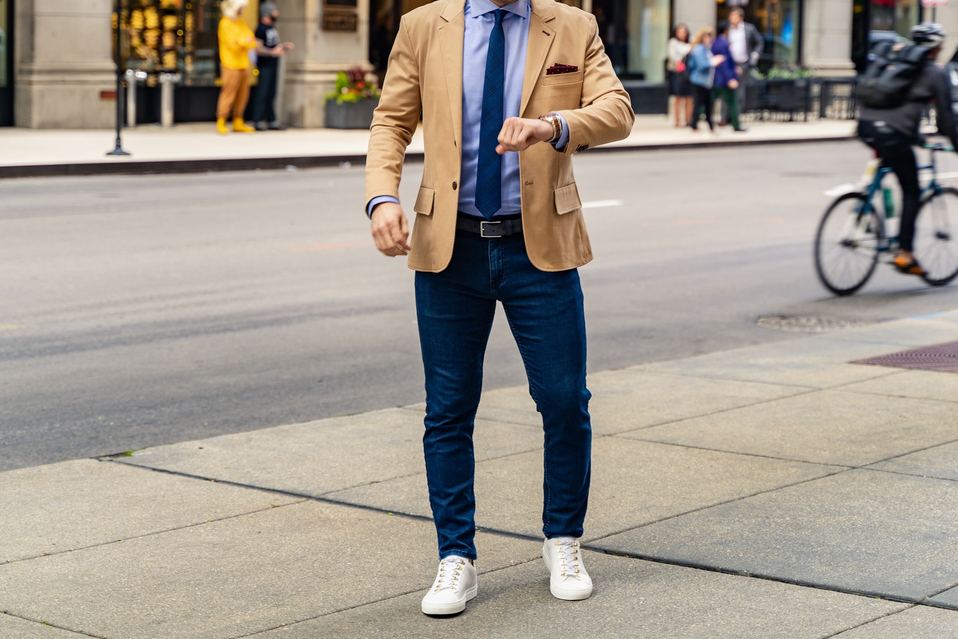 How to Wear a Blazer with Jeans for Cool & Professional Look
